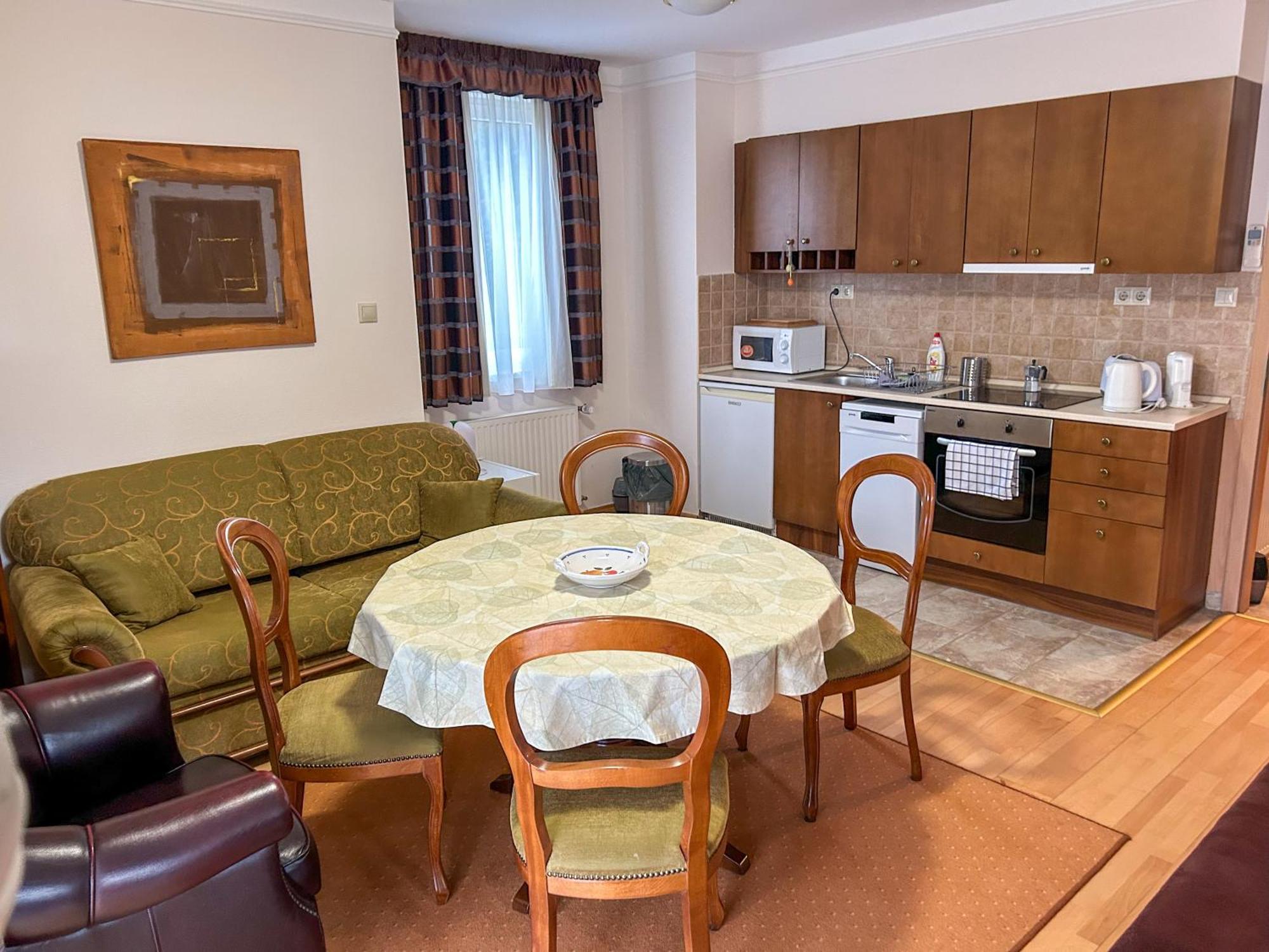 Bernadett Villa Apartman 3 Bük Екстериор снимка
